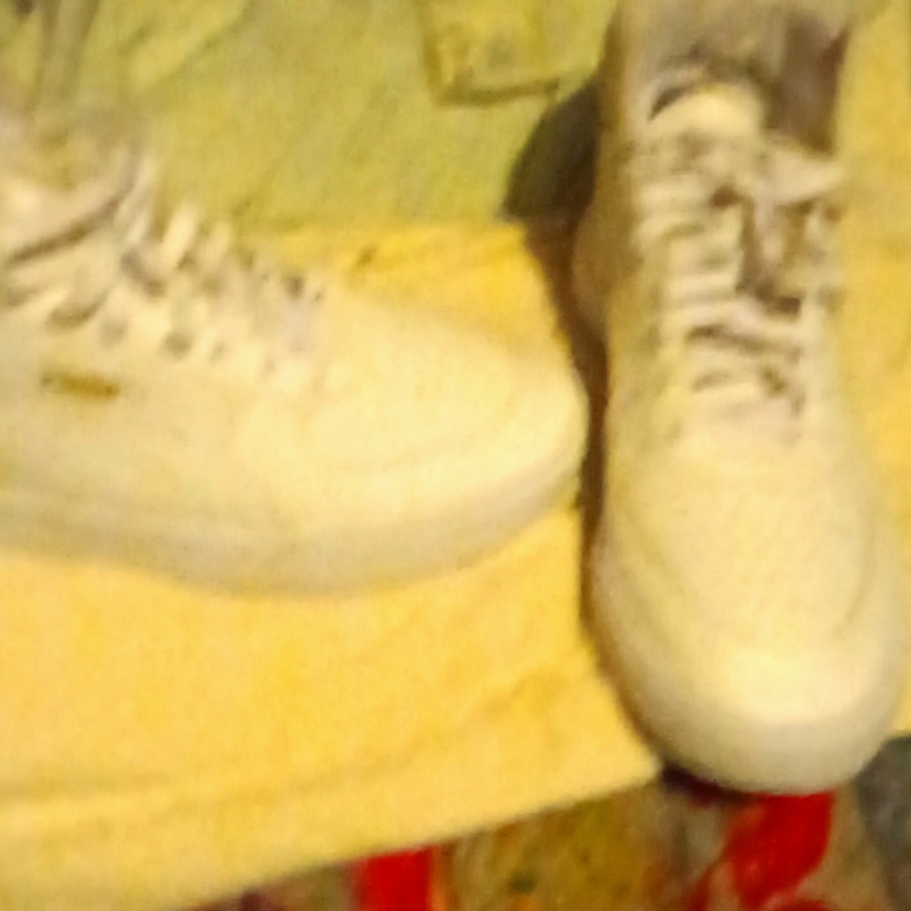 Size 11 1/2 all white classic Pumas
